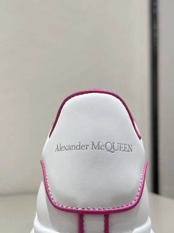 Alexander McQueen Shoe 